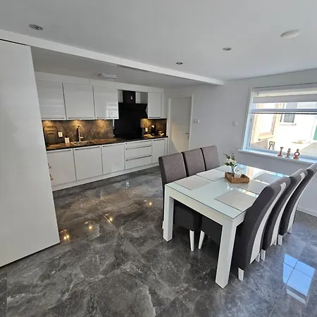 Semesterbostad Smile 1