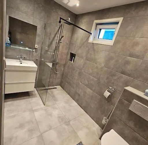 Smile 1 בית נופש וייק אן זיי